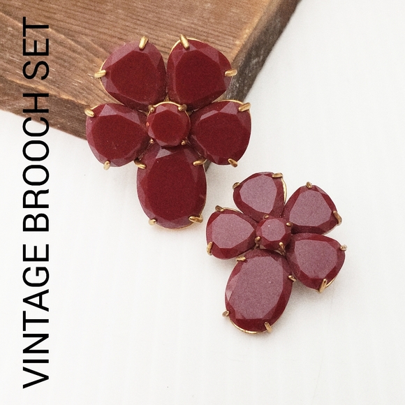 Vintage Jewelry - 1.Vintage set of Cranberry Color Brooches Flower Design